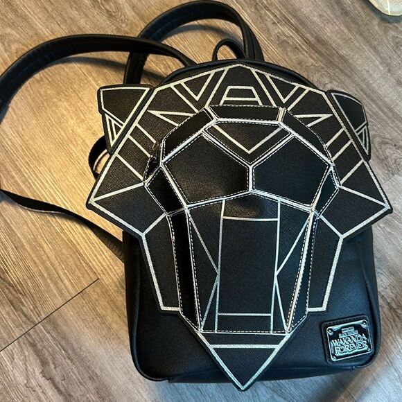 Loungefly Marvel Black Panther Wakanda Forever Figural Mini Backpack New - Picture 6 of 8